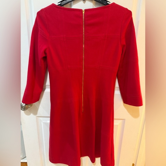 Elizabeth McKay Red Sheath Dress Bateau Neckline zip up back❤️ - Picture 2 of 6